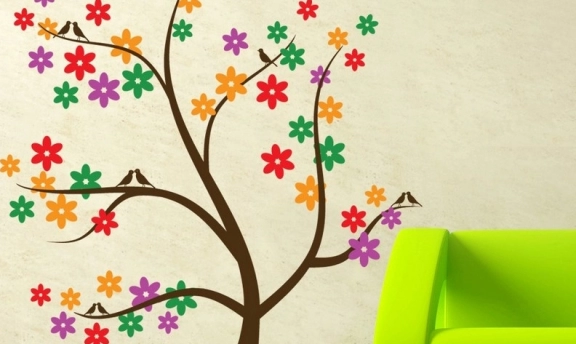 Çiçek desenli duvar kağıtları ile odalarınızı dekoratifleştirebilirsiniz