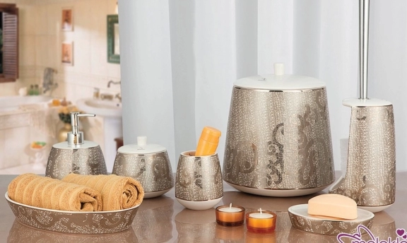 Gümüş gri rengi ile dekorasyon fikirleri