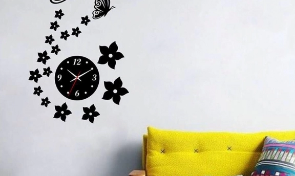 Farklı tasarım saat modelleri ile şık görünümler