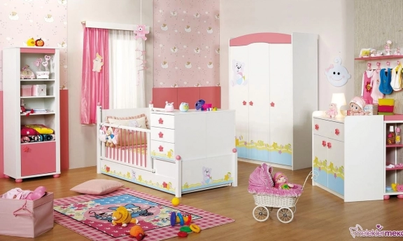 Kız bebek odası dekor ipuçları