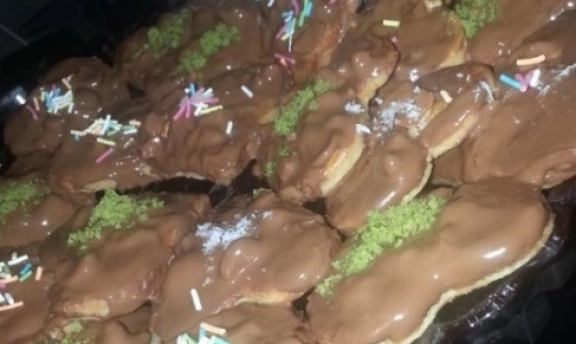 Çikolata Kaplı Fındıklı Kurabiye Yapımı Harika Bir Tarif Deneyin Mutlaka