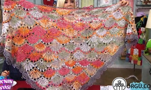 Derya Baykal Anlatımlı Şal Modelleri Baharlık Bunlar