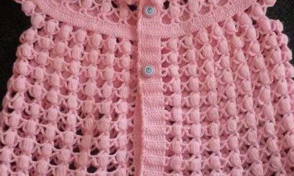 Tığ İşi Bebek Yelekleri Anlatımı Modellerle Birlikte