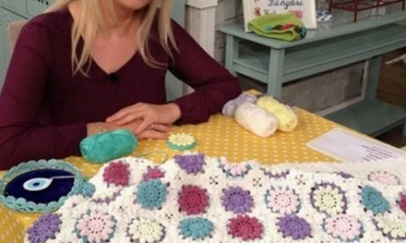 Derya Baykal Dekoratif Koltuk Şalı Yapımı Videolu Şıkır Şıkırlar