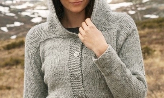 Örgüden Kapşonlu Bayan Ceket Modelleri Yapılışı Şıklığınızı Bir Adım Öteye Taşıyın