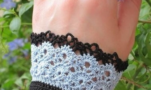 Derya Baykal Şık Örgüden Bileklik Modelleri Hanımlara Çok Yakışacak Örnekler