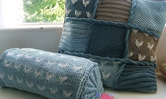 Örgüden Dekoratif Kırlentler Evinizin Havasını Değiştirecek