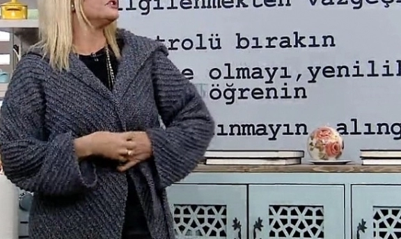 Nurgün Tezcan Hırka Modelleri Göz Alıcı Hırkalar