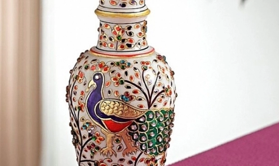 Salon Dekorasyonu İçin Seramik Vazo Çeşitleri Çok Şık Tasarımlar