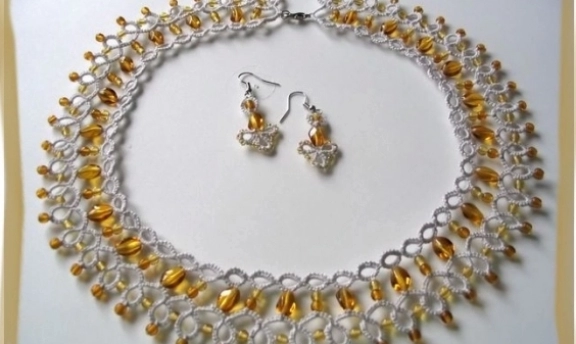 Değişik Örgü Takı Modelleri İle Modaya Yön Verin