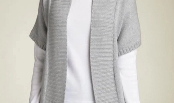 Kısa Kollu Bayan Yelek Modelleri İle Bahara Merhaba