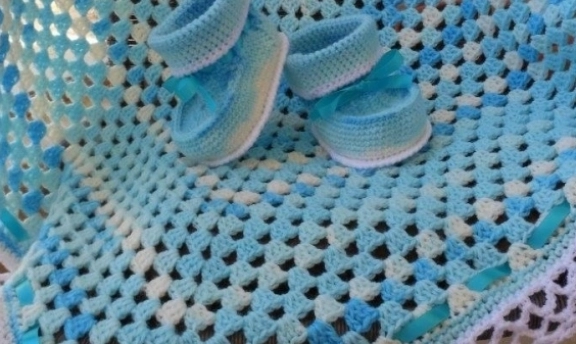 Tığ İşi Değişik Bebek Battaniye Modelleri Bebeklerinizi Sıcacık Sarın