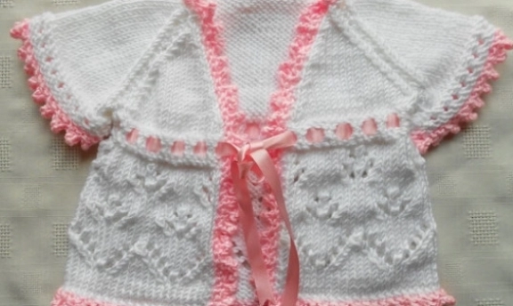 Yeni Örgü Bebek Yelek Modelleri Bebeklerinizi Farklılaştırın