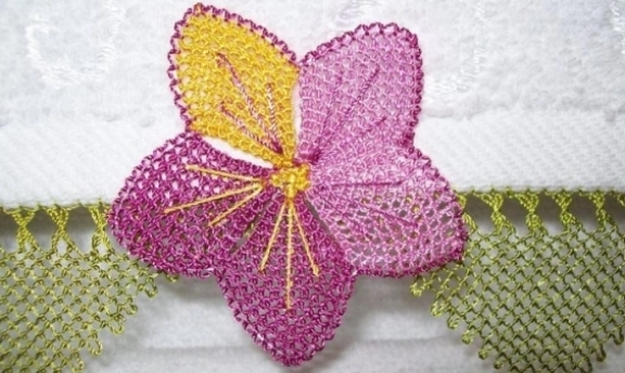 İğne Oyası Çiçek Motif Modelleri Yepyeni Örnekleri İle Yazmalar Daha Gösterişli