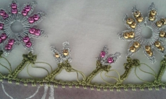 En Güzel Halkalı Yazma Kenarı Modelleri Rengarenk Modelleri Sizlerle Buluşturuyoruz