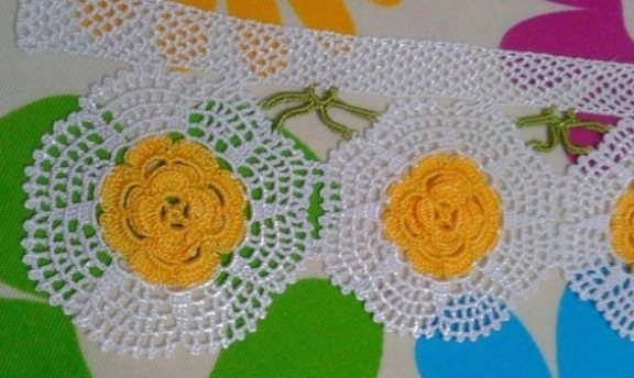 Çiçekli Havlu Kenarı Modelleri Rengarenk Daha Önce Hiç Görmediğiniz Örnekleri Burada