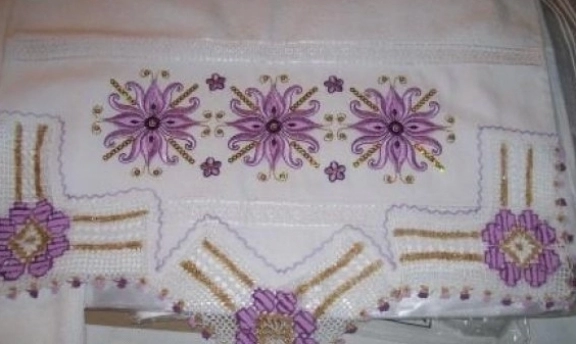 En Güzel Dantel Havlu Kenarı Modelleri Görülmeye Değer Örnekler