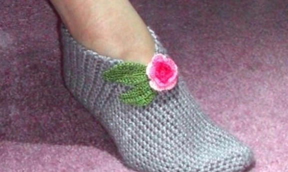 En Güzel Tığ İşinden Yapılan Patik Modelleri Görünce Büyüleneceğiniz Örnekler