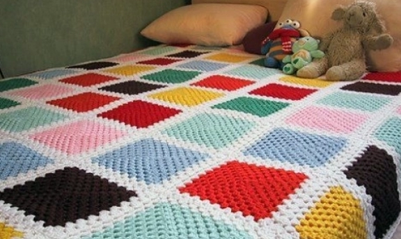 Çok Amaçlı Örgü Örtü Modellerinden Seçmeler