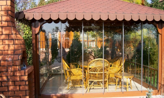 Cam balkonlar mı? Açık balkonlar mı?