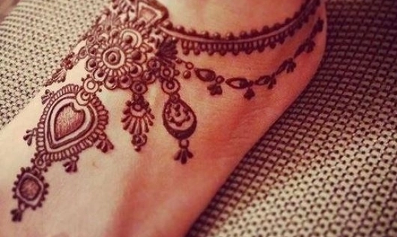 Simli Hint Kınası Diye Bir Trend Var Hanımlar Mutlaka Görün