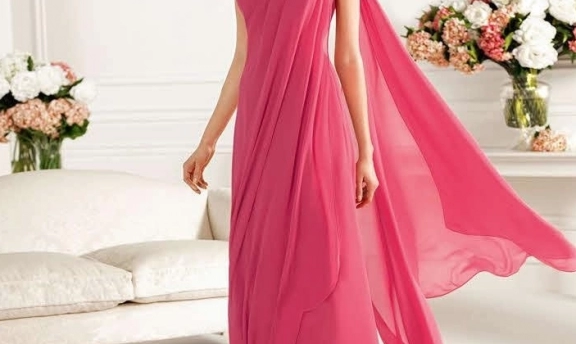 Çok Şık Gece Elbiseleri Özel Davetlerde Daha Şık Bir Görünüm İçin