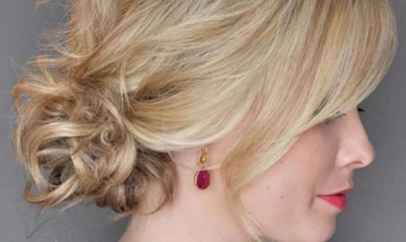 Dağınık Topuz 2017 Modelleri İle Feminen Ve Havalı