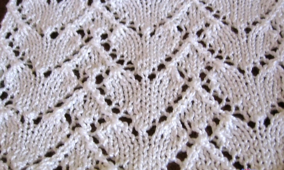 En Güzel Ajurlu Örgü Modelleri Burada