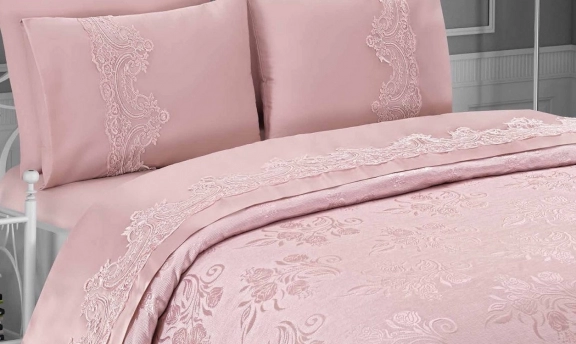 Derya Baykal Modelleri İle Kız Çocuklara Örgüler Şirinliklerine Hayran Kalacaksınız