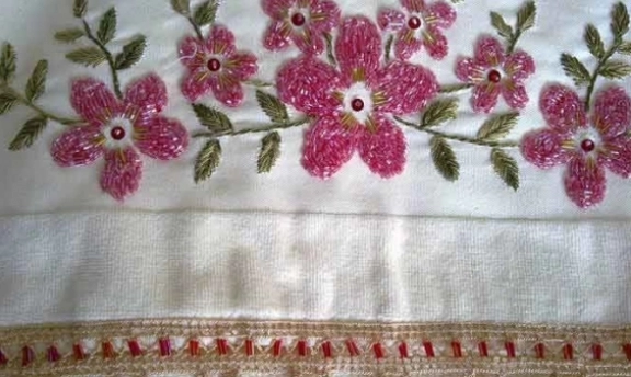 En Güzel Boncuk İşlemeli Havlu Modelleri Çok Gösterişliler Gerçekten