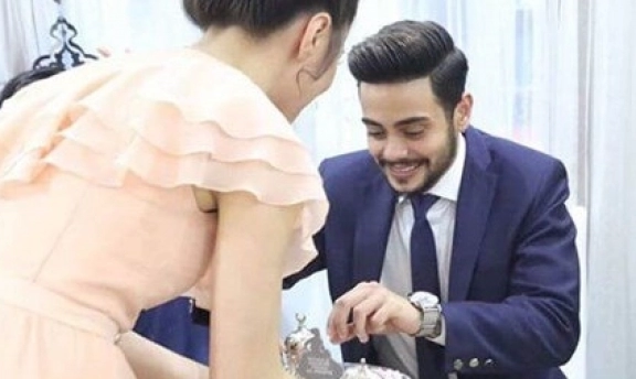 Rüzgar Erkoçlar Evlendi Dünya Evine Girdiği Eşi Kim?
