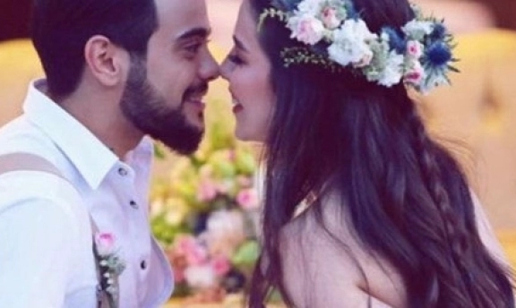 Rüzgar Erkoçlar Evlendi Dünya Evine Girdiği Eşi Kim?