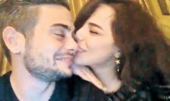 Rüzgar Erkoçlar Evlendi Dünya Evine Girdiği Eşi Kim?