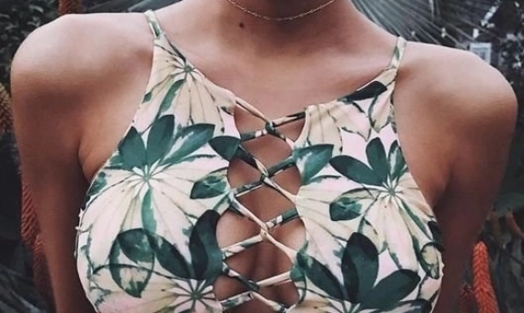 Bu yaz Halter Yaka Bikiniler Moda