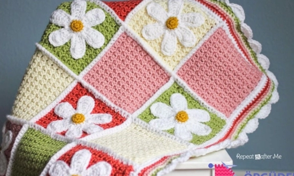 Papatya Motifli Örgü Bebek Battaniye Modelleri