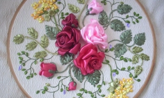 Kurdela Nakışı Modelleri Yepyeni Örnekleri İçinizi Açacak