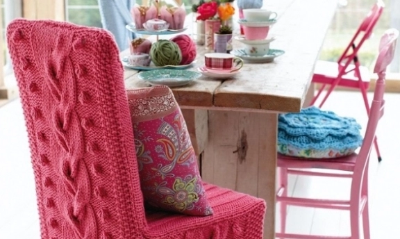 Örgüden Sandalye Kılıfı Modelleri Yapılışı Sandalyeleriniz Artık Çok Daha Eğlenceli