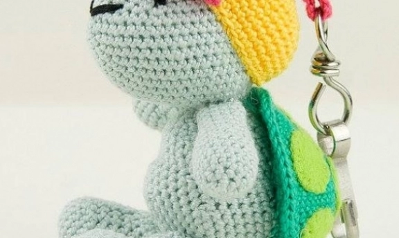 Örgüden Anahtarlık Modelleri ve Yapılışı Böyle Anahtarlıklar Görülmemiş