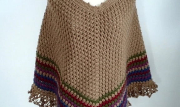 Örgüden Bayan Panço Modelleri Yapılışı Daima Şık Olmayı Seven Bayanlara