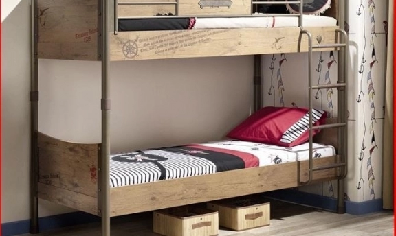 Çilek'ten Göz Kamaştıran Son Model Ranzalar