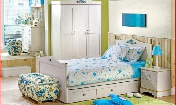 Tüm Detayları ile Çilek Yeni Sezon Genç Odası Takımları