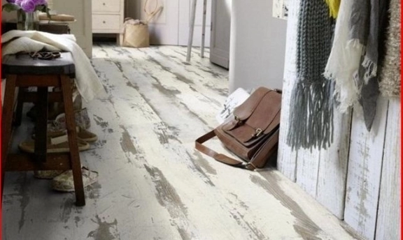 Rengarenk Parkeler ile Dikkat Çeken Zemin Dekorasyonları