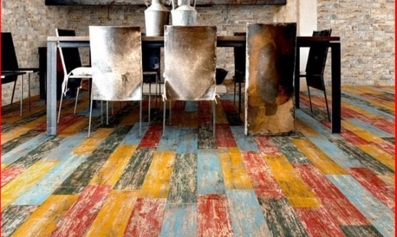 Rengarenk Parkeler ile Dikkat Çeken Zemin Dekorasyonları
