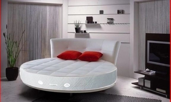 Yuvarlak Yataklı Muhteşem Yatak Odası Dekorasyonları