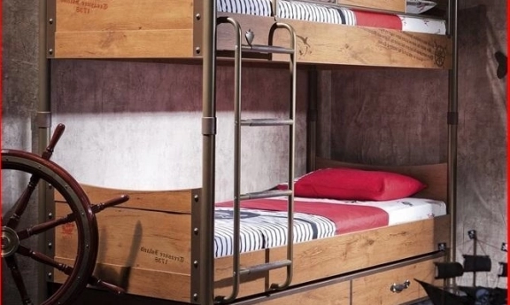 Çilek'ten Göz Kamaştıran Son Model Ranzalar