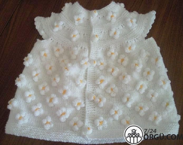 En güzel kız bebek yelek modelleri yapılışı ile birlikte