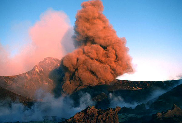 etna031100_12.jpg