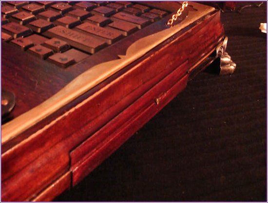 antik_laptop_01.jpg