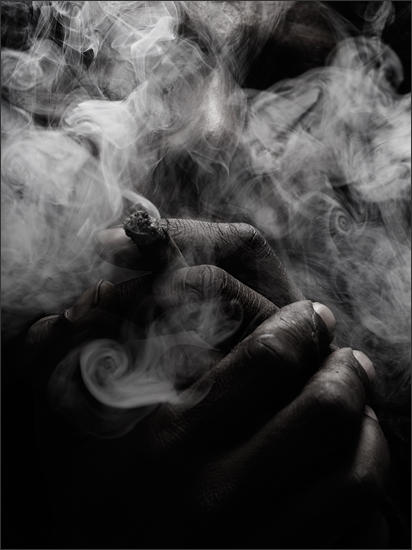 Smoke_to_poke_by_kMoOg.jpg