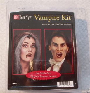 155427134_ben-nye-vampire-makeup-kit-hk-1.jpg